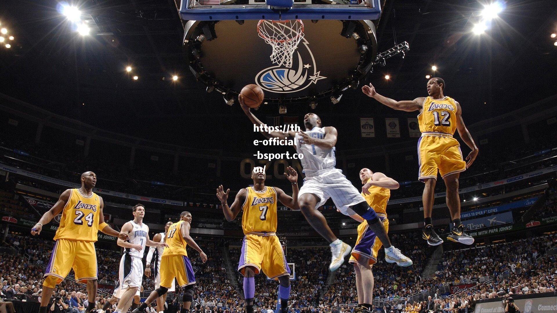 忠诚无悔!哈斯勒姆20年坚守迈阿密铸就三冠传奇 詹姆斯韦德致敬队魂